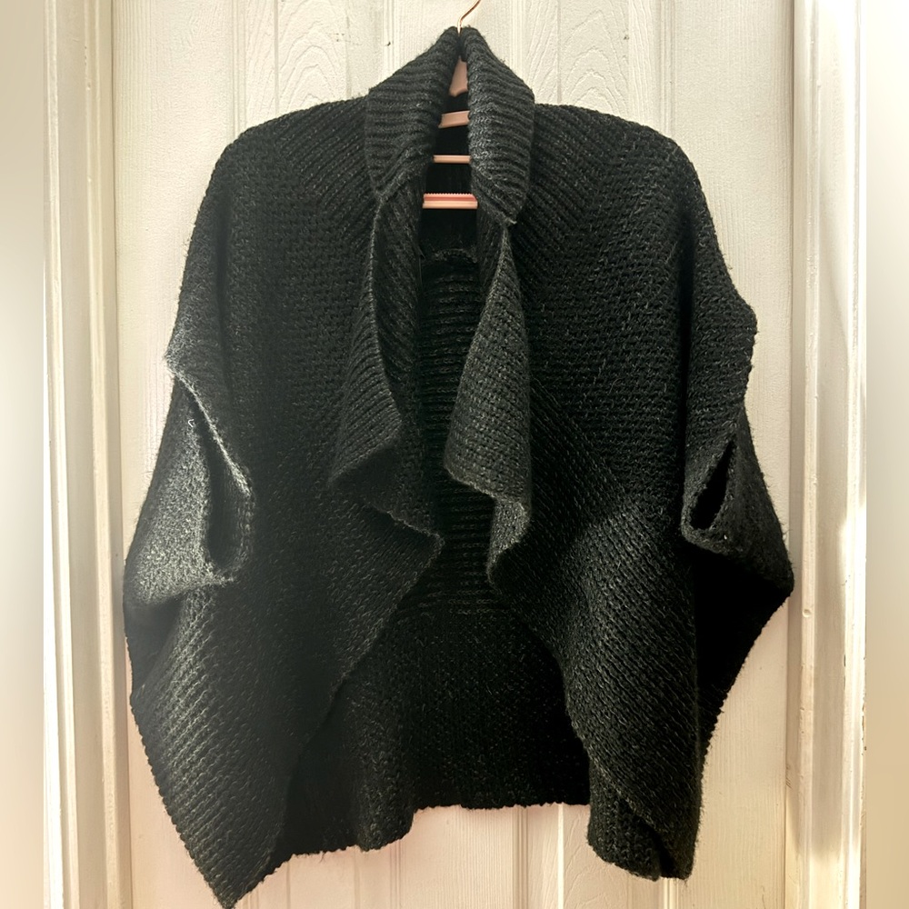 Mak B Shrug. Size S/M